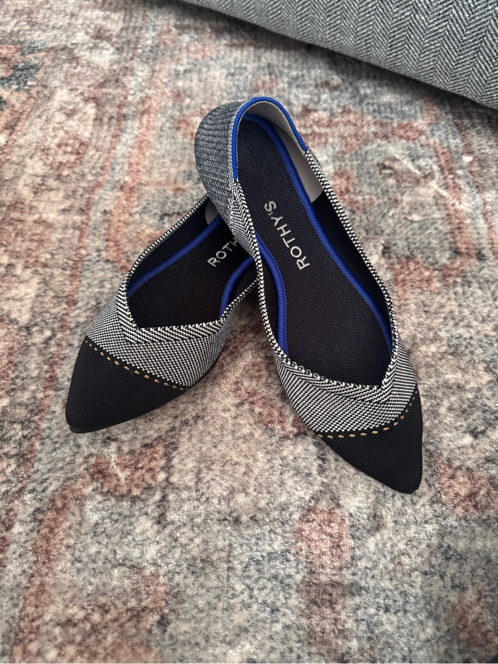 Rothy's Pointed Knit Flats in Black, Gray and Blue Trim
